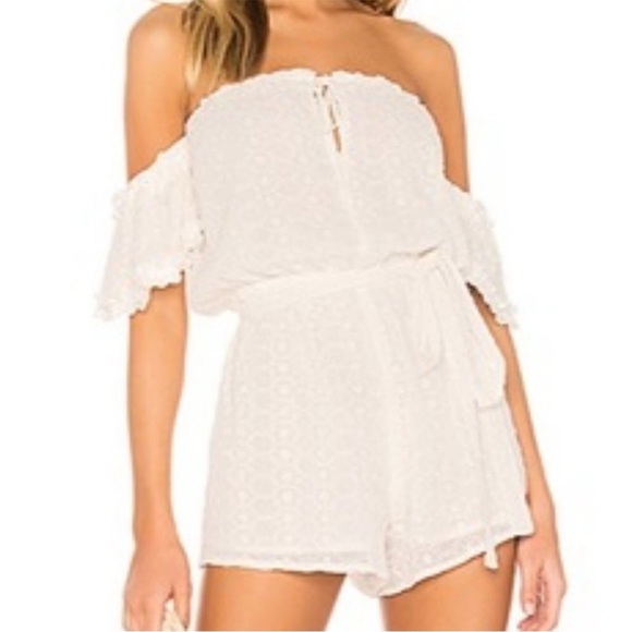NWT Le Lis White Smocked Eyelet Romper Large - Picture 2 of 12
